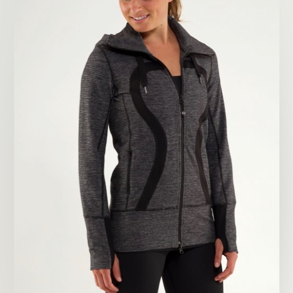⭐️ Host Pick ⭐️ Lululemon Stride Jacket *Soft Mini Check - Picture 7 of 10